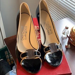 SALVATORE FERRAGAMO ALBICOCCA HEELS